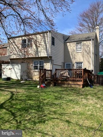 240 PINEHURST RD, Wilmington, DE 19803