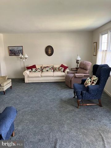 240 PINEHURST RD, Wilmington, DE 19803