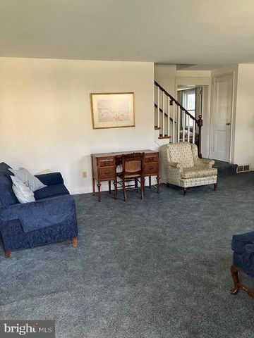 240 PINEHURST RD, Wilmington, DE 19803