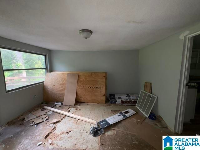 1545 SE 3RD STREET, Graysville, AL 35073
