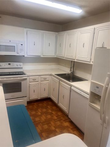 200 SE 15th Road 16E, Miami, FL 33129