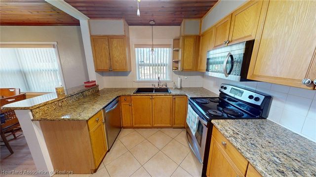1405 N.Lake Reedy Boulevard, Frostproof, FL 33843