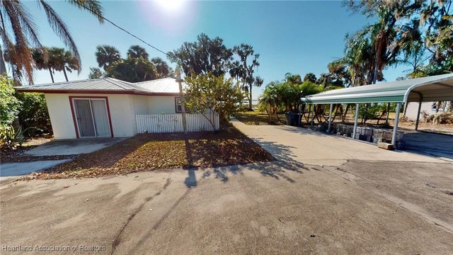 1405 N.Lake Reedy Boulevard, Frostproof, FL 33843