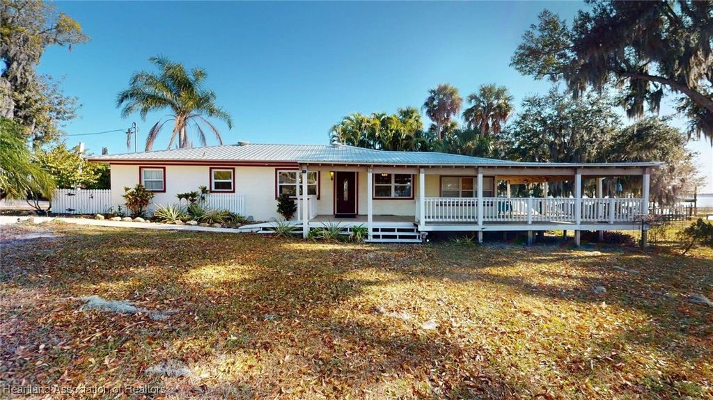 1405 N.Lake Reedy Boulevard, Frostproof, FL 33843