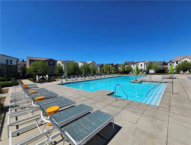 3948 Lavine Way 101, Corona, CA 92883