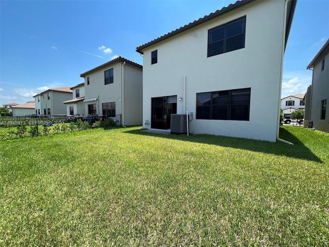 5525 AGOSTINO WAY, Ave Maria, FL 34142