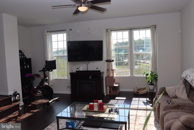 12212 REVOLUTION CT, Waldorf, MD 20602