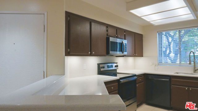 25545 Pine Creek Lane, Los Angeles, CA 90744