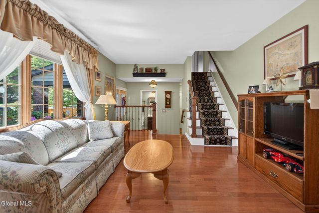 4 Smith Lane, Voorheesville, NY 12186