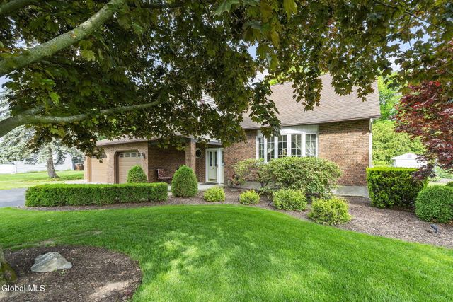 4 Smith Lane, Voorheesville, NY 12186