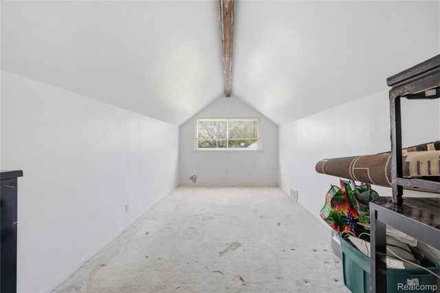 27881 Rackham Drive, Lathrup Village, MI 48076