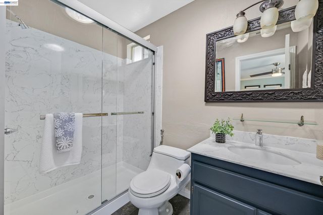 77 Barnes Ln, Fremont, CA 94536