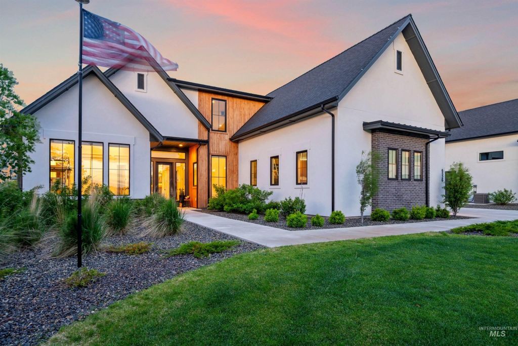 6526 Big Wood Way, Star, ID 83669