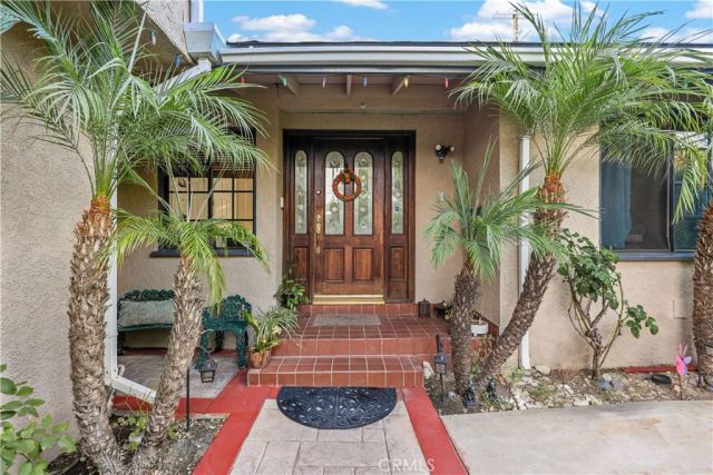 9691 Saluda Avenue, Tujunga, CA 91042