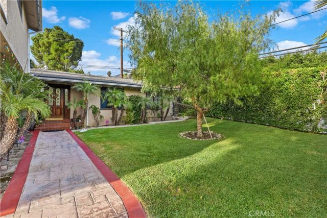 9691 Saluda Avenue, Tujunga, CA 91042