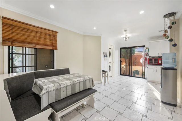 9691 Saluda Avenue, Tujunga, CA 91042