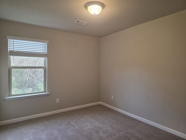 127 Bluestem Ct, Lebanon, TN 37090