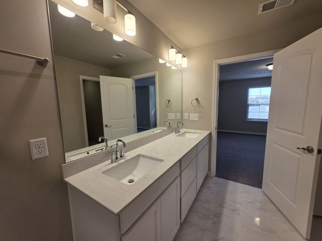 127 Bluestem Ct, Lebanon, TN 37090