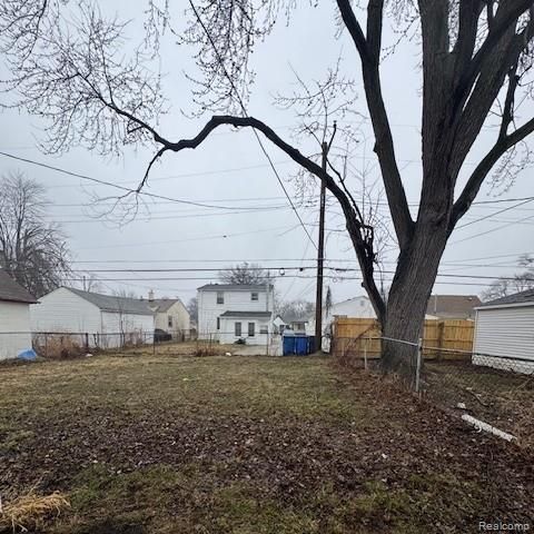 21171 Dexter Boulevard, Warren, MI 48089