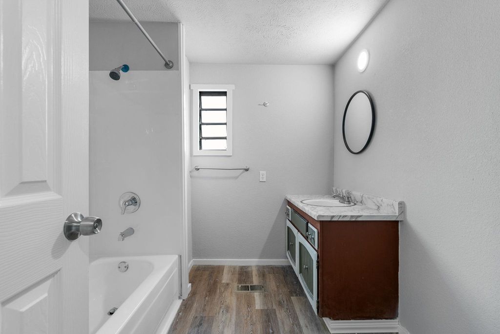 9518 E 4th Ave, Spokane, WA 99206 photo 19