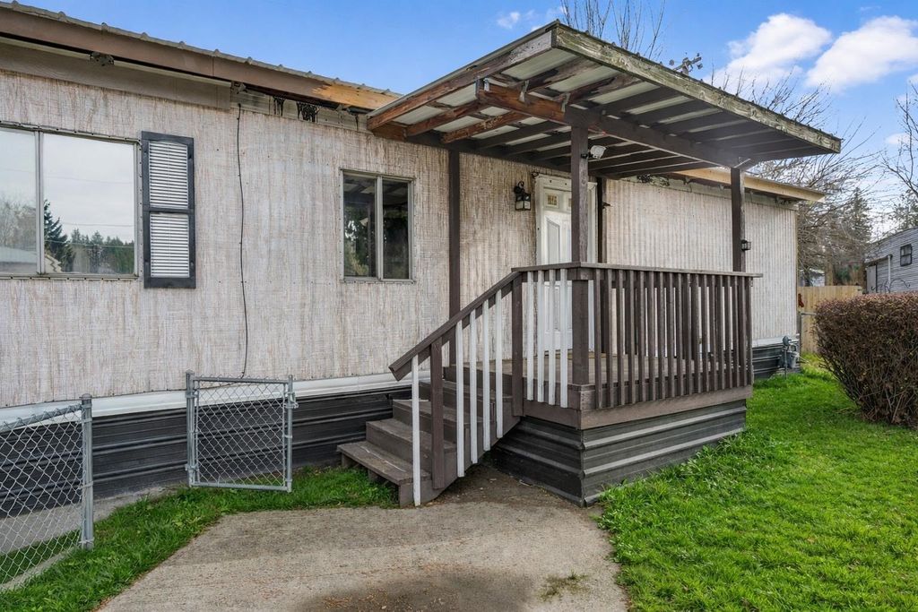 9518 E 4th Ave, Spokane, WA 99206 photo 3