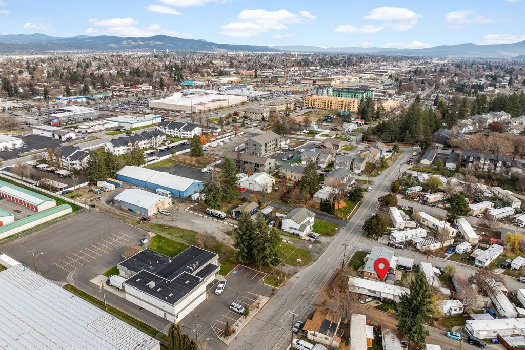 9518 E 4th Ave, Spokane, WA 99206 photo 29