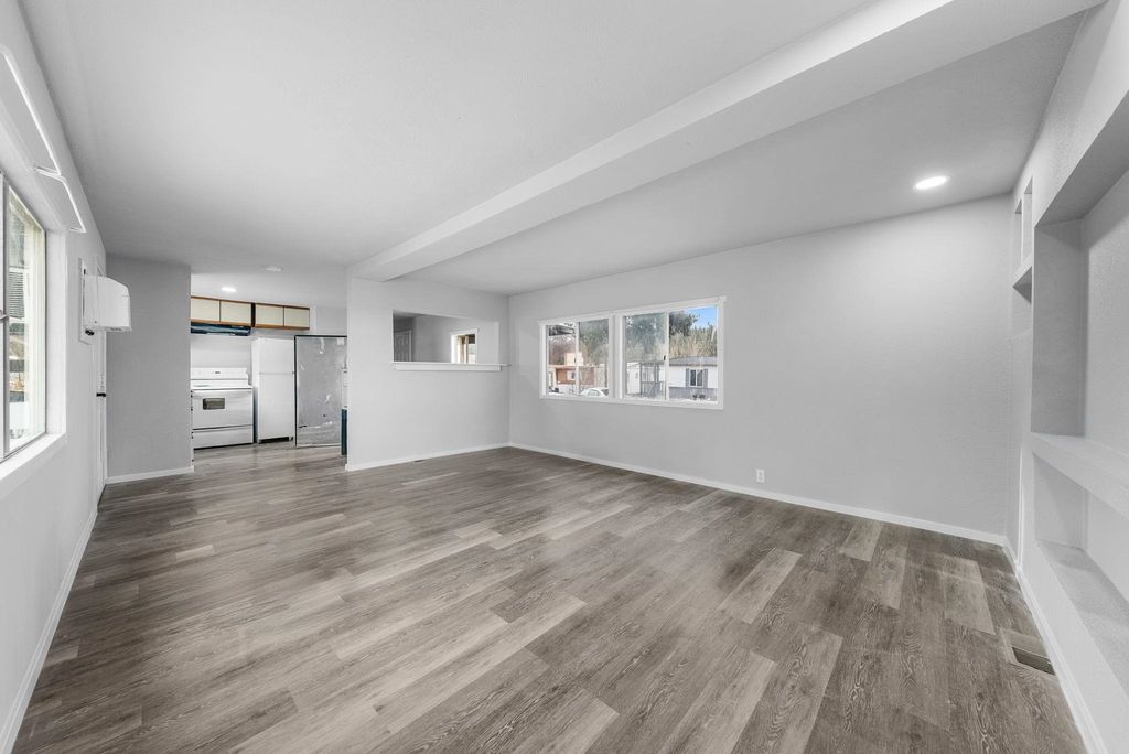 9518 E 4th Ave, Spokane, WA 99206 photo 7