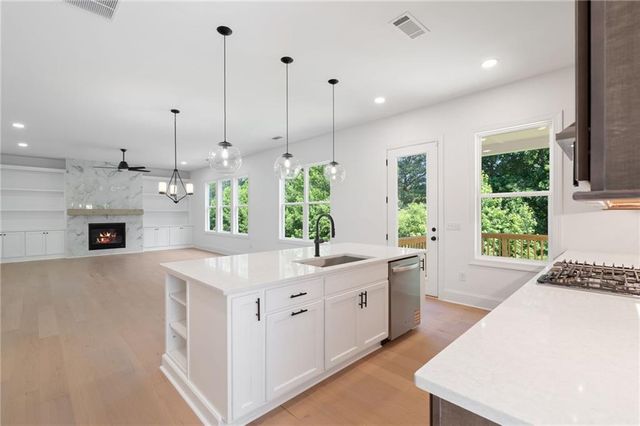 4770 Crestline View Road, Cumming, GA 30028