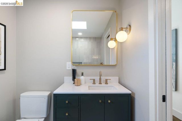 3046 3046 Deakin St, Berkeley, CA 94705