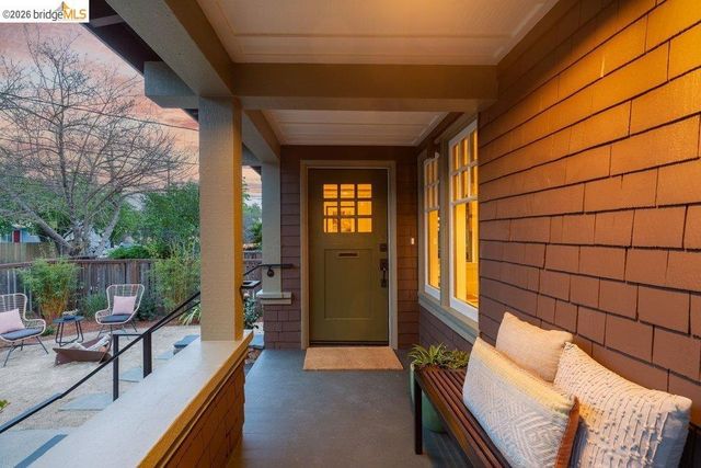 3046 3046 Deakin St, Berkeley, CA 94705