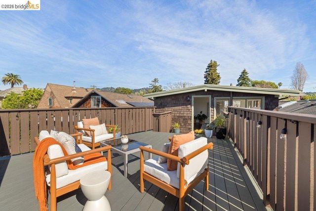 3046 3046 Deakin St, Berkeley, CA 94705