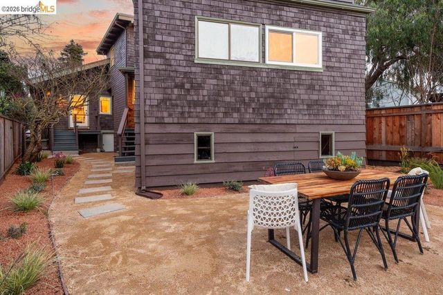 3046 3046 Deakin St, Berkeley, CA 94705