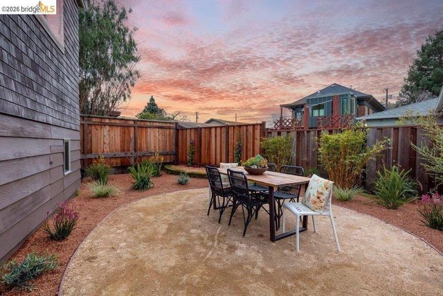 3046 3046 Deakin St, Berkeley, CA 94705