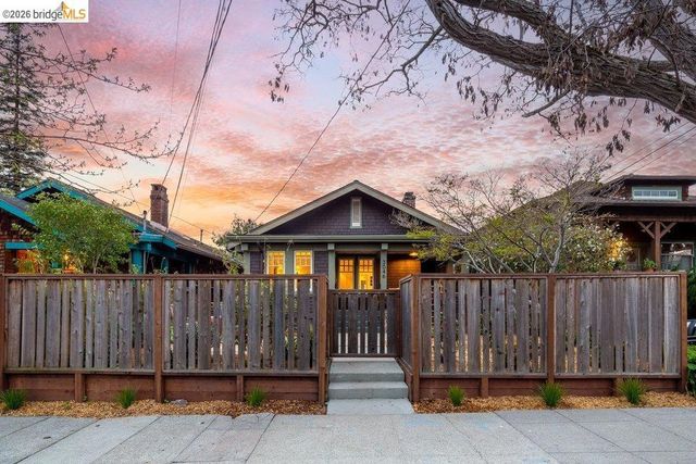 3046 3046 Deakin St, Berkeley, CA 94705