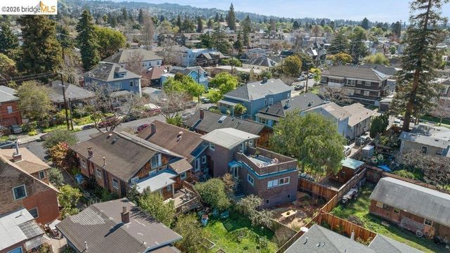 3046 3046 Deakin St, Berkeley, CA 94705