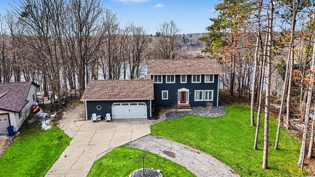 415 Vista Lane, Fremont, MI 49412