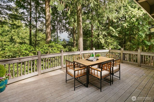 1445 293rd Avenue NE, Carnation, WA 98014