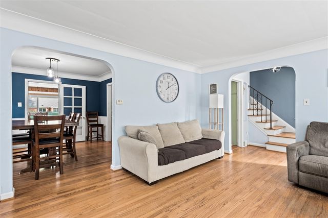 4302 Arlington Drive, Royal Oak, MI 48073