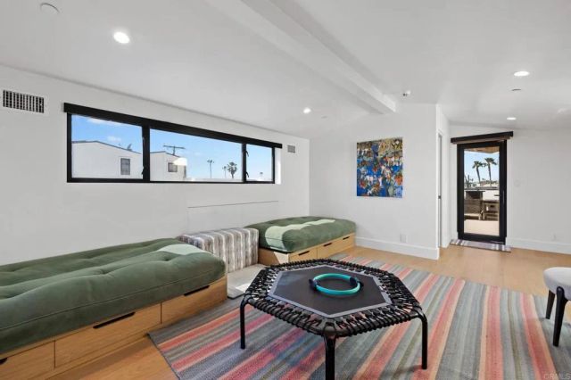 119 41St Street, Newport Beach, CA 92663