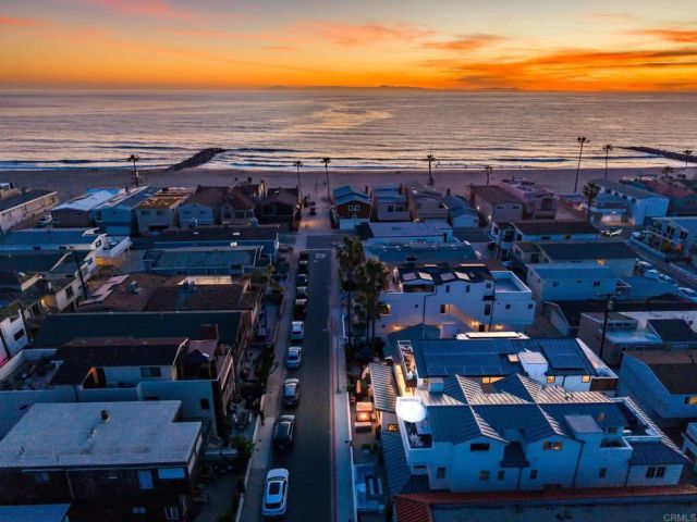 119 41St Street, Newport Beach, CA 92663
