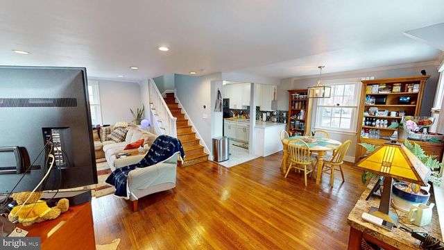 2410 21ST PL NE, Washington, DC 20018