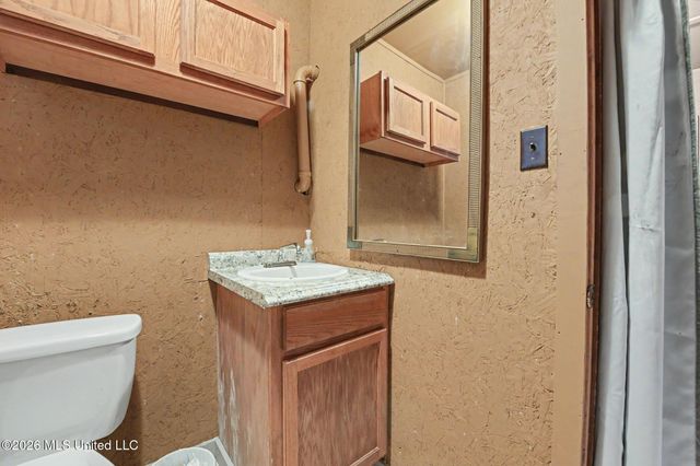 13196 Riverland Drive, Biloxi, MS 39532