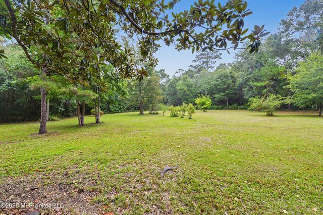 13196 Riverland Drive, Biloxi, MS 39532