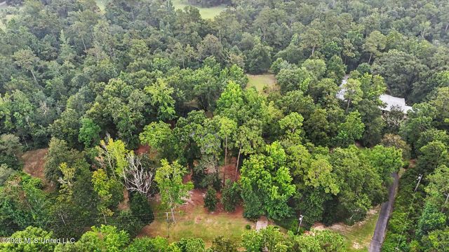 13196 Riverland Drive, Biloxi, MS 39532