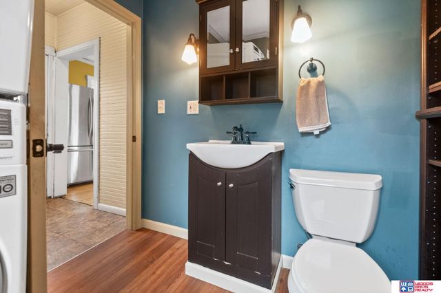 1214 S 30th Street, Lincoln, NE 68510