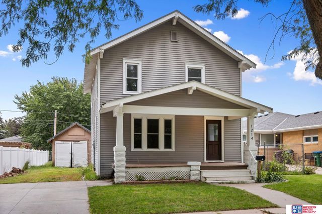 1214 S 30th Street, Lincoln, NE 68510