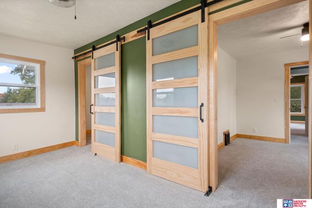 1214 S 30th Street, Lincoln, NE 68510