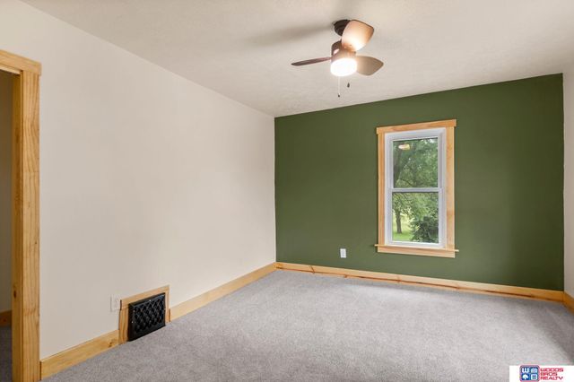 1214 S 30th Street, Lincoln, NE 68510