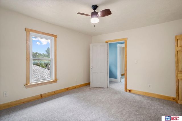 1214 S 30th Street, Lincoln, NE 68510