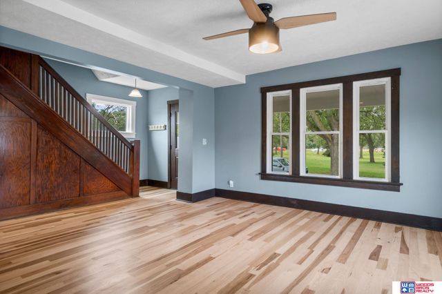 1214 S 30th Street, Lincoln, NE 68510